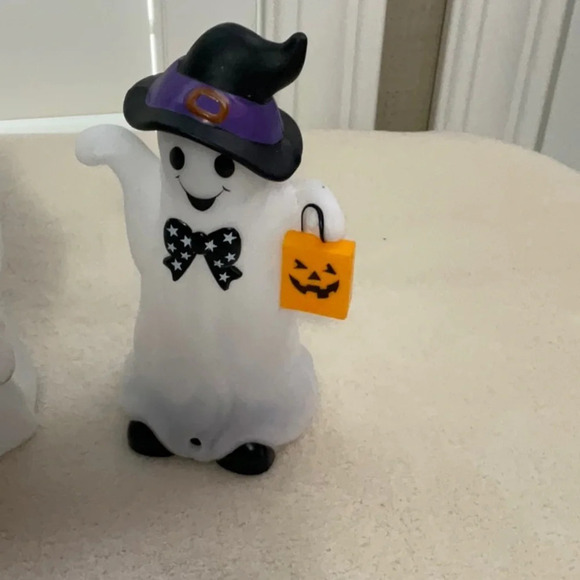 Witches &Ghost - Picture 5 of 6